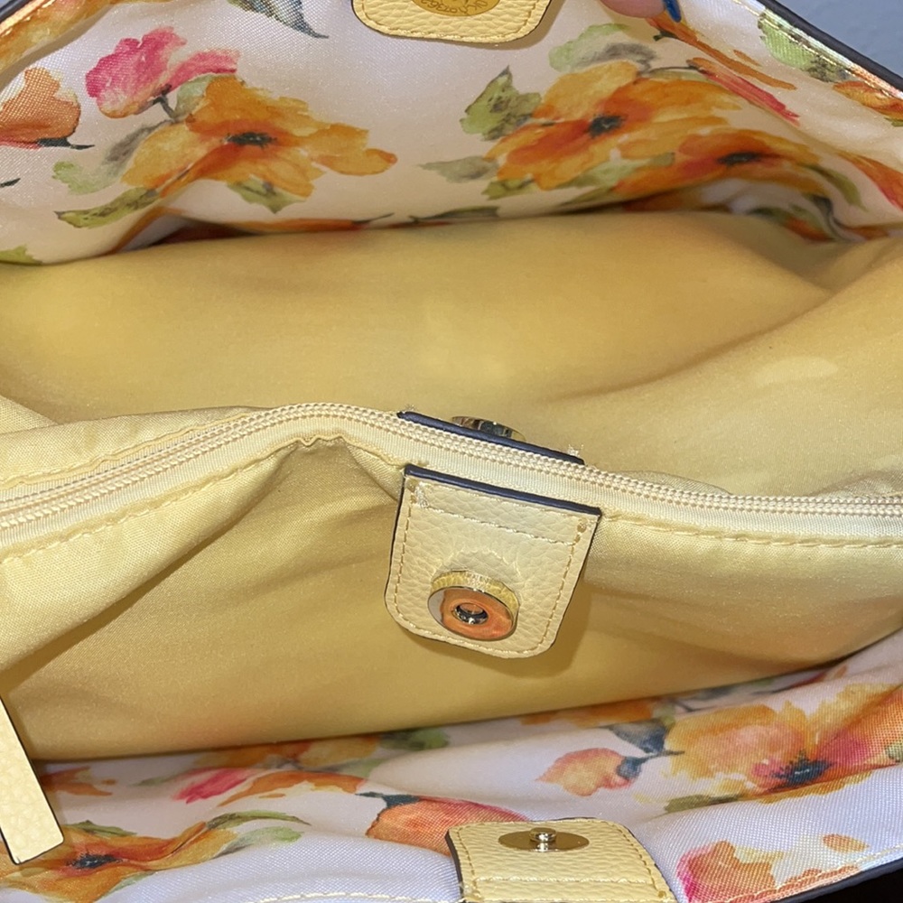Nanette Lenore Purse. - Picture 8 of 9